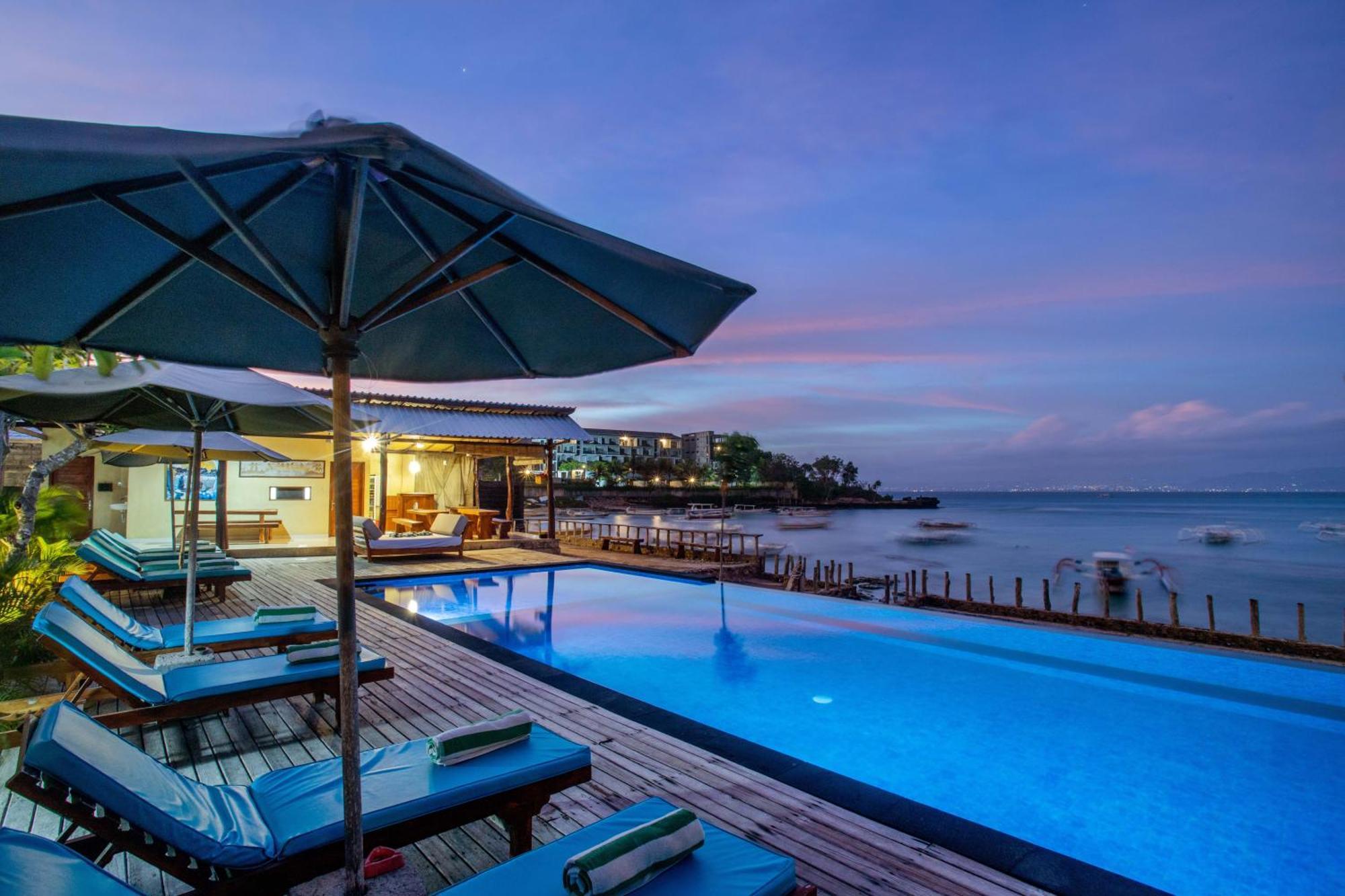 D'Muncuk Huts Lembongan Hotell Exteriör bild