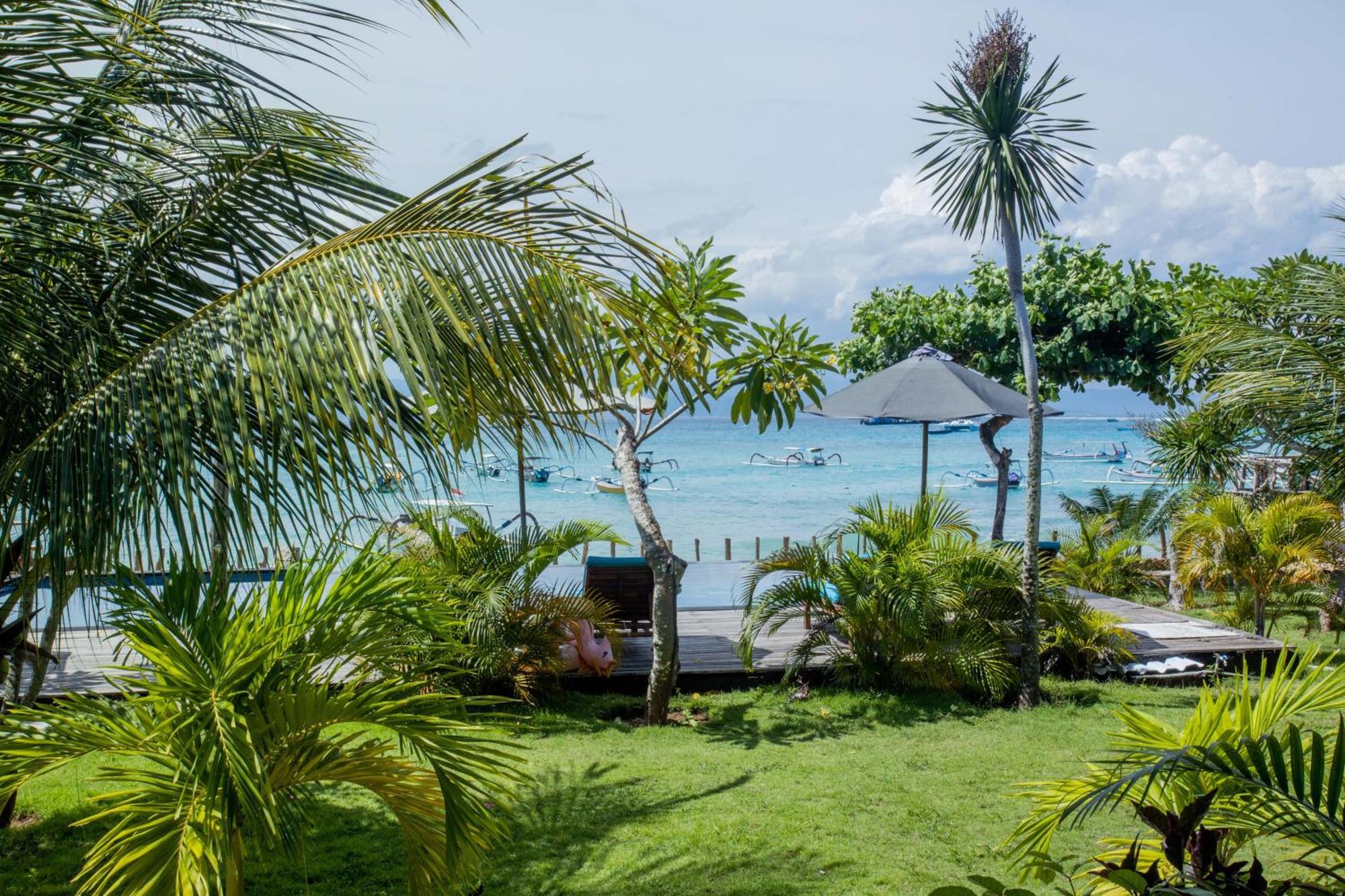 D'Muncuk Huts Lembongan Hotell Exteriör bild