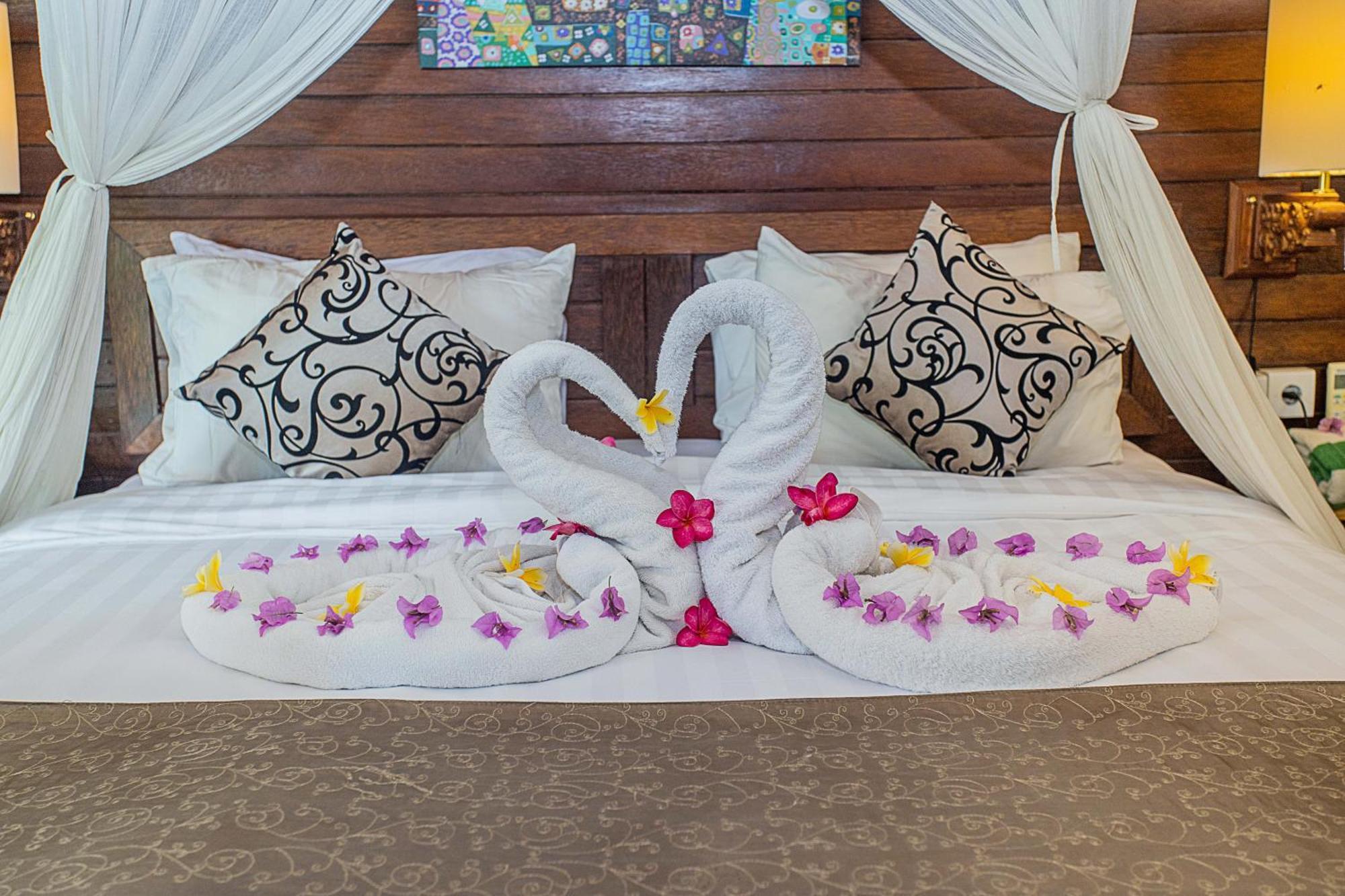 D'Muncuk Huts Lembongan Hotell Exteriör bild