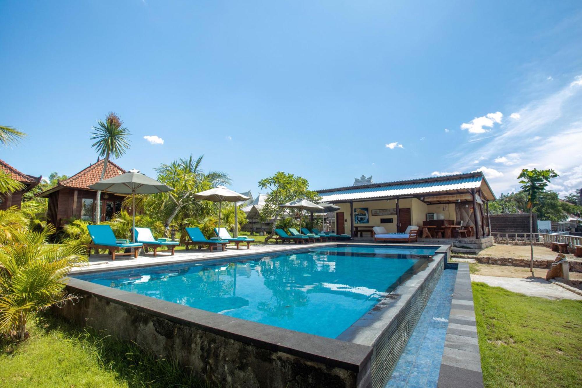 D'Muncuk Huts Lembongan Hotell Exteriör bild