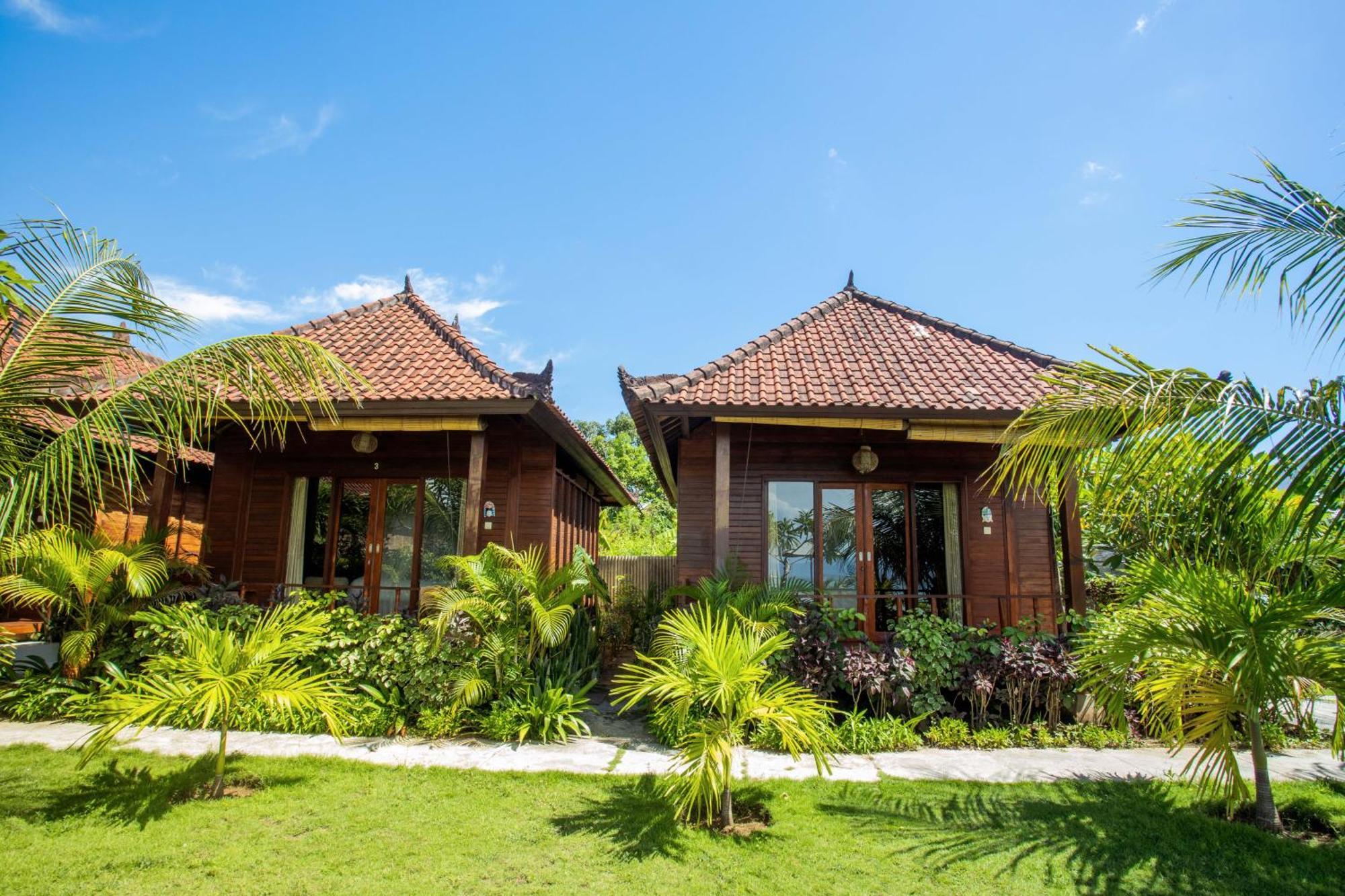 D'Muncuk Huts Lembongan Hotell Exteriör bild