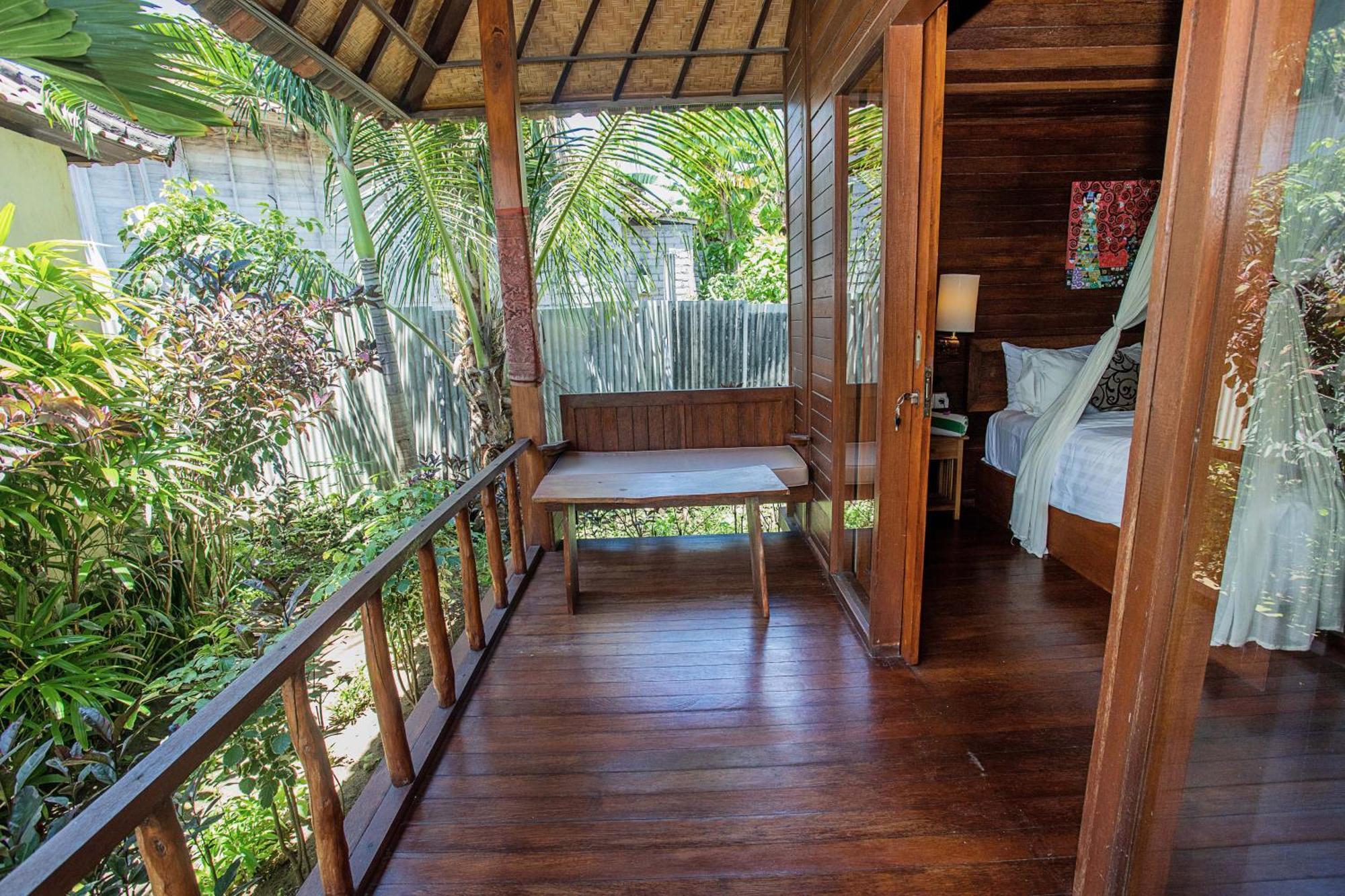 D'Muncuk Huts Lembongan Hotell Exteriör bild