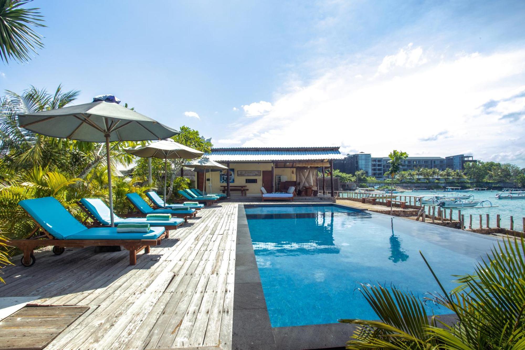 D'Muncuk Huts Lembongan Hotell Exteriör bild