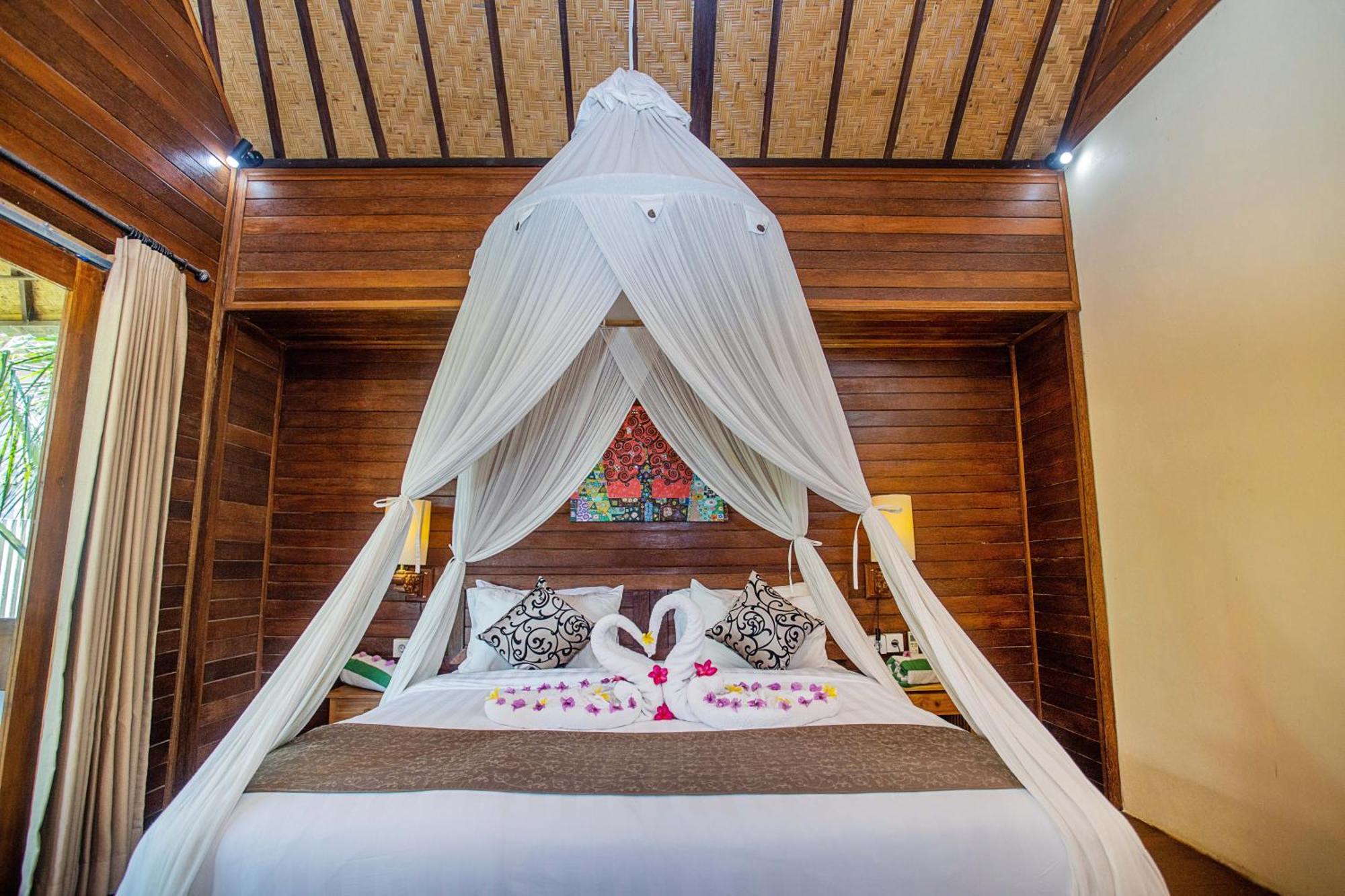 D'Muncuk Huts Lembongan Hotell Exteriör bild