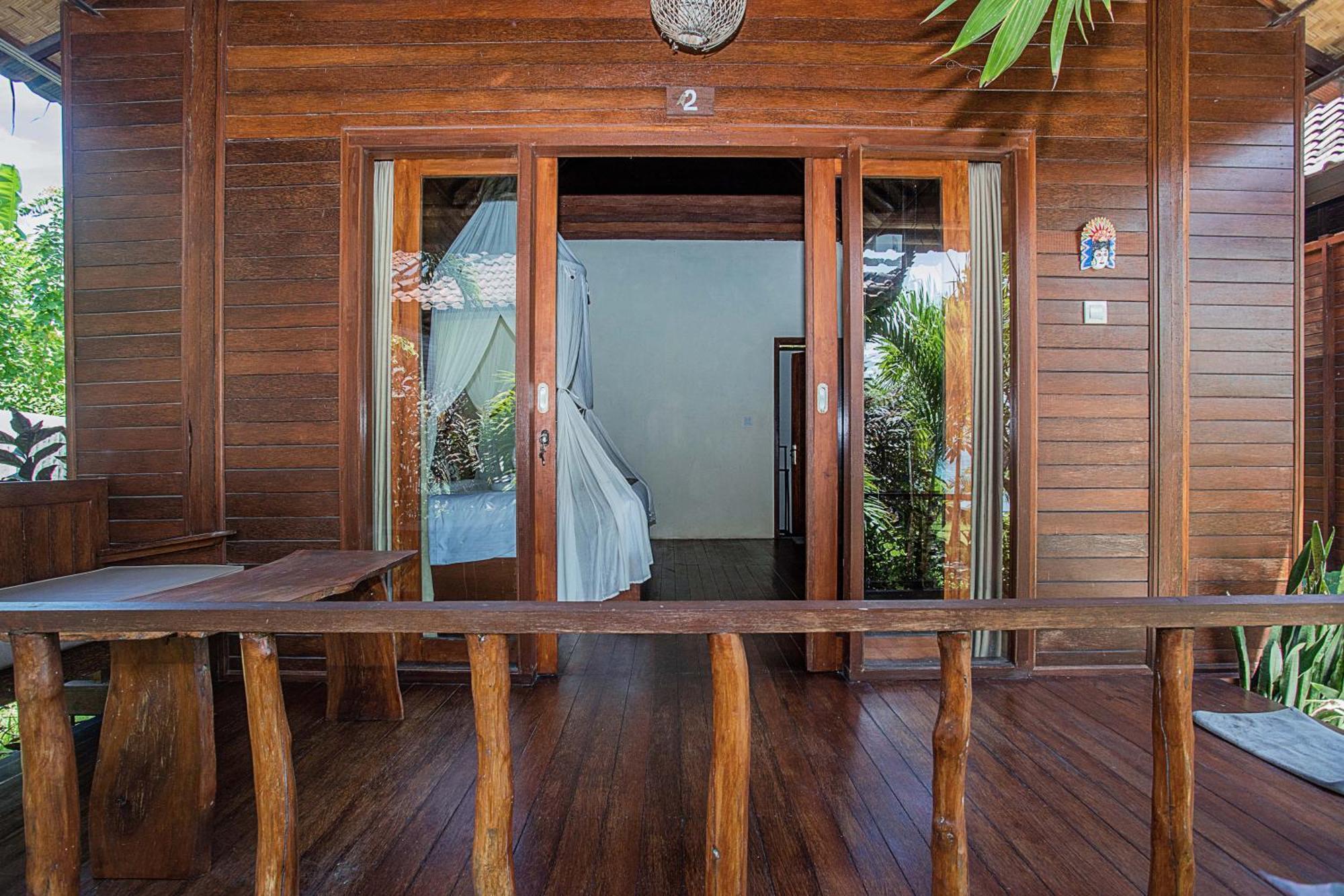 D'Muncuk Huts Lembongan Hotell Exteriör bild