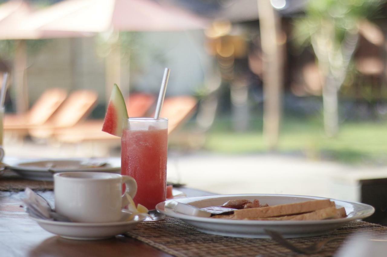 D'Muncuk Huts Lembongan Hotell Exteriör bild